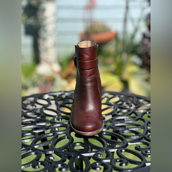 Frye — Patty Riding Bootie - Picture 2 of 6